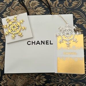 Chanel Bag with 2 ornaments and card